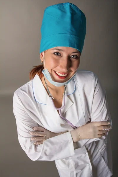 La mujer que el doctor prepara para la operación. El doctor estaba cansado. Para administrar una inyección . —  Fotos de Stock