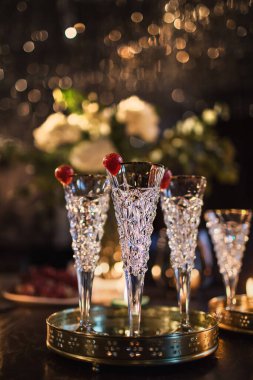 Olay ya da kutlama için zarif masa dekorasyonu