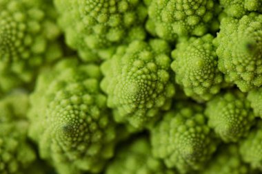 Beyaz arka planda taze diyet tarım Romansı karnabahar