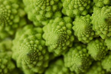 Beyaz arka planda taze diyet tarım Romansı karnabahar