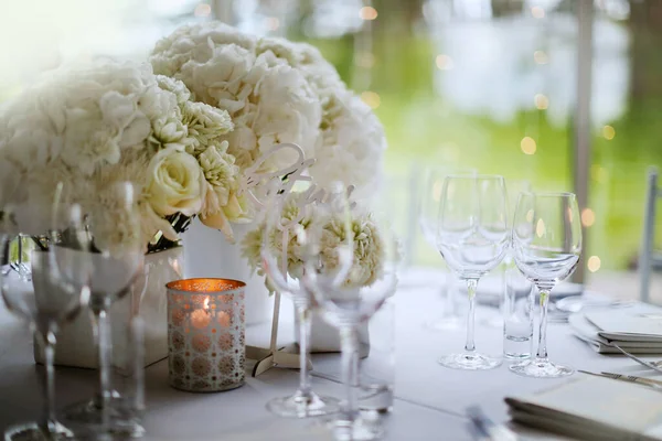 White Styled Table Decoration Wedding Event — Stock Photo, Image