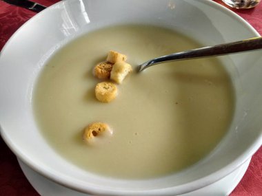 Geleneksel Portekiz çorbası Caldo Verde, Porto, Portekiz