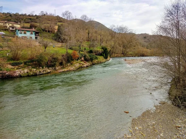 Řeka Sella Cangas Onis Asturias Španělsko — Stock fotografie