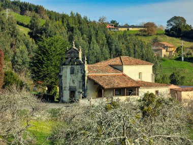 Asturya öncesi San Andres de Bedrinana Kilisesi, Villaviciosa, Asturias, İspanya