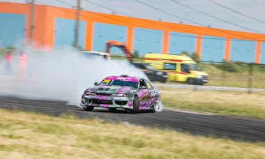 St. Petersburg 'da sürüklenme yarışmaları, çift yarışı. RDS Batı 