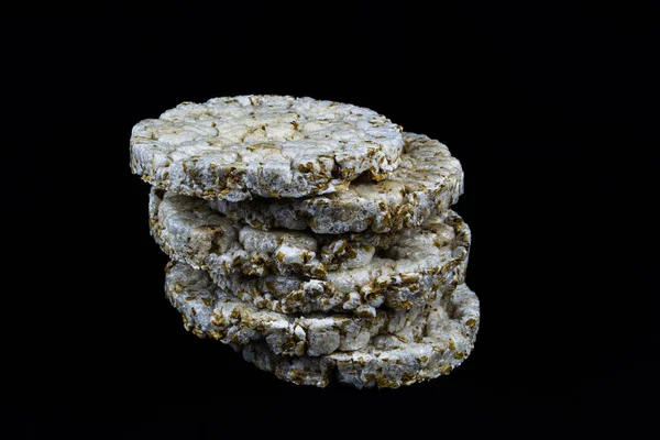 Yuvarlak somunlar tabakta yatıyor..