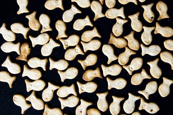 Balık şeklinde kurabiye krakeri..