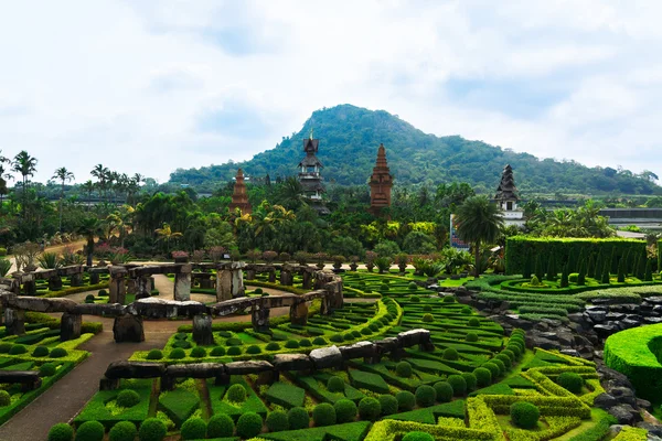Pattaya, Tayland 'da Nong Nooch Tropikal Bahçesi