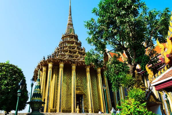 Stupa d'or, Palais Royal. Le Grand Palais, Bangkok, Thaïlande — Photo