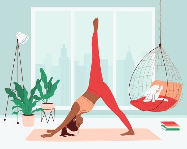 Yoga yapan genç bir kadın, paspasın üzerinde geriniyor. Siyah kadın karakter oturma odasında bitkilerle meditasyon yapıyor. Ev içi spor aktiviteleri kavramı. Düz vektör illüstrasyonu.