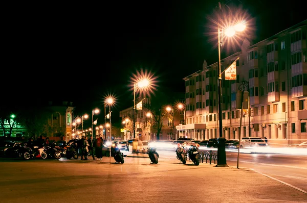 夜の街のチュメニ — ストック写真