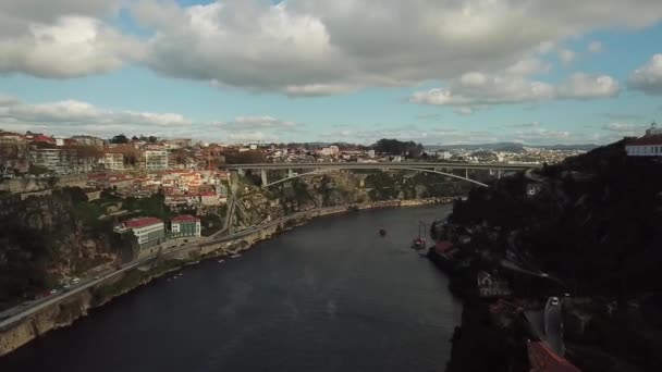 Rzeka Douro Aerial Mostem Portugalii — Wideo stockowe