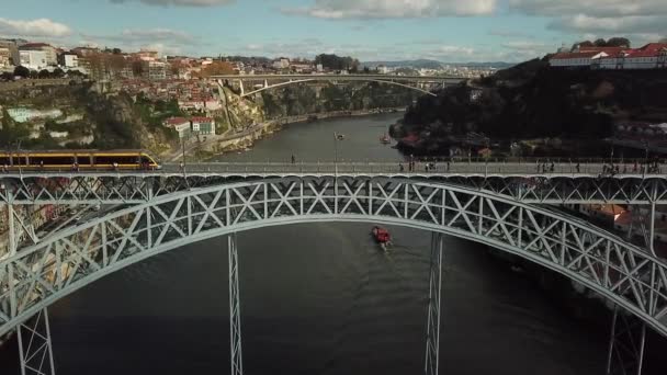 葡萄牙波尔图大桥地铁 — 图库视频影像