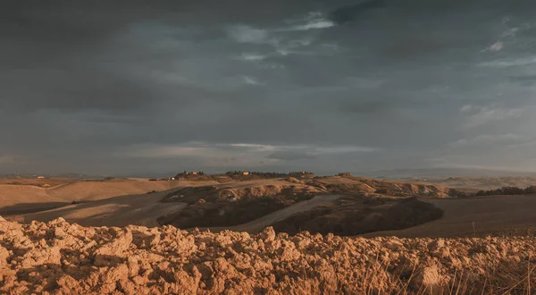 Тоскана Италия Октября 2020 Сценический Вид Типичного Тосканского Ландшафта Холмистыми — стоковое фото