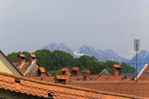 Tak och bergen. — Stockfoto