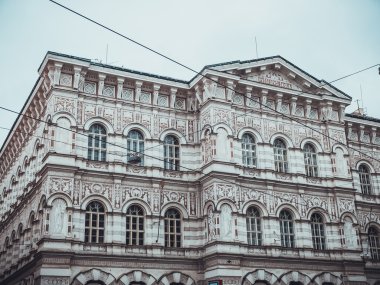 Prag, Czech cumhuriyetindeki tipik tarihi bina