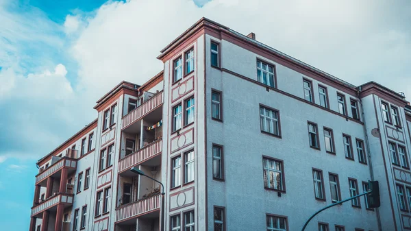 Білий Фасад Житлового Будинку Берліні — стокове фото