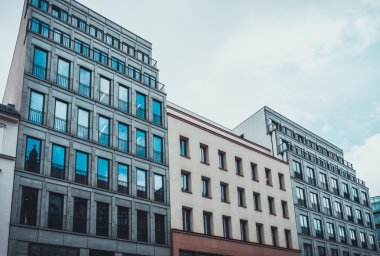 modern ve lüks ofis binası