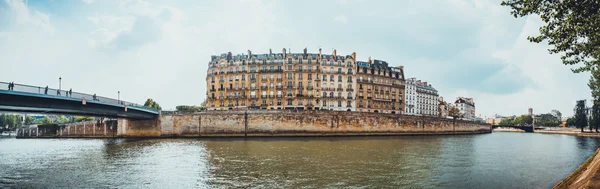 Scenic view of lovely apartment housing — Stock Photo, Image