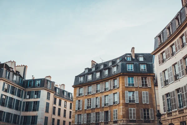 19e-eeuwse stijl appartementen met gebogen wanden — Stockfoto