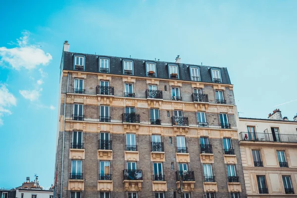 Six story tall apartment building in Europe — Stock Photo, Image