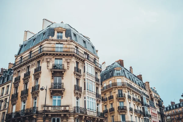 Pair of matching historical apartment buildings — Stock Photo, Image