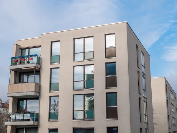 Balkonlu modern alçak Apartment Building