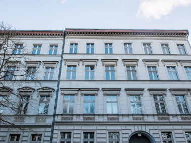 Binanın içinde yansımaları