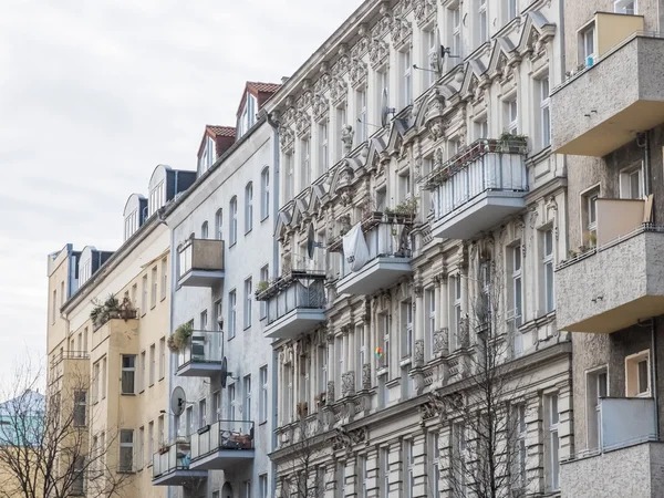 Appartamenti residenziali con balcone — Foto Stock