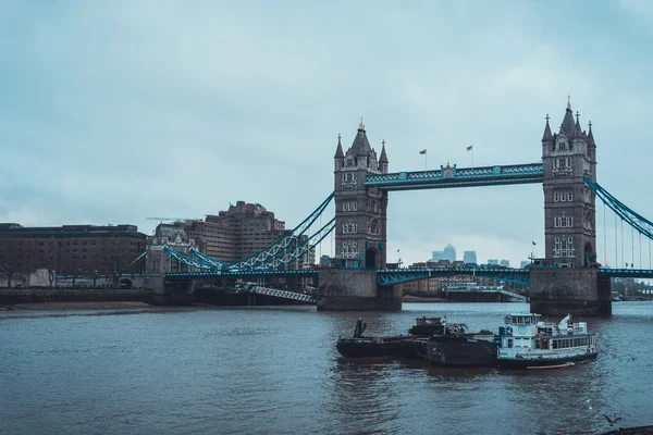 Tarihi Kule Köprüsü Nün Önünde Toplanan Römorkör Tekneleri Londra Ngiltere — Stok fotoğraf