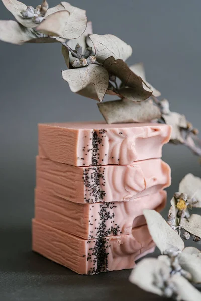 El yapımı bir sabun parçası..