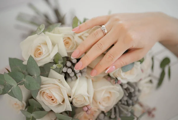 Schöne Hochzeitsblumen Rose — Stockfoto