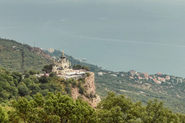 Kaya kiliseyle Foros