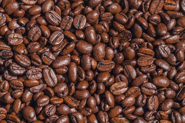 Kavrulmuş kahve çekirdekleri.