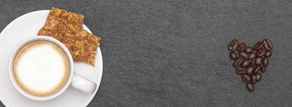 Kahve sevdiğini üstbilgi boyutu