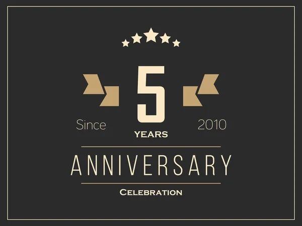 Logotipo de celebración de cinco años. Logo del 5º aniversario . — Vector de stock