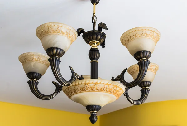 Mermer tavan lambası