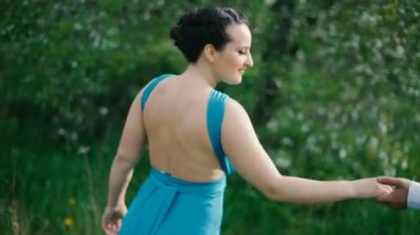 Eğitim dans açık havada genç Çift