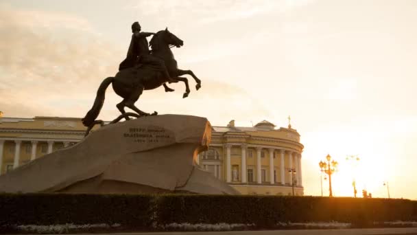 La gran estatua de Pedro, San Petersburgo, Rusia — Vídeo de stock