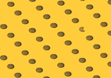 Tasarım ve afiş için arka plan. Kurabiyeler, bir kurabiye ısırılmış. Desen