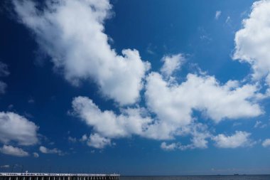 rays of sun through clouds