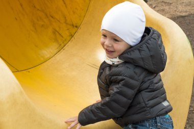 küçük çocuk kış