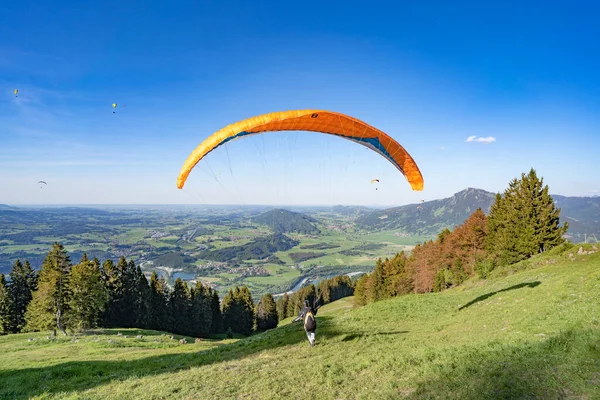 Immenstadt Bavaria Germany 2020 Paragliders Competition Blue Sky Allgau Alps — Stock Photo, Image