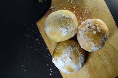 Yemek, Roti Goreng bir çeşit Endonezya yiyeceğidir. 