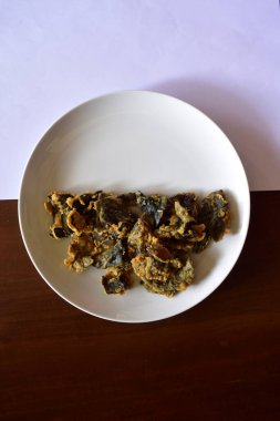 Abur cubur, A auricula-judae mantarı. 