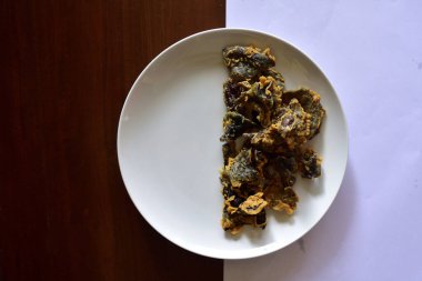 Abur cubur, A auricula-judae mantarı. 