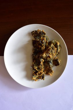 Abur cubur, A auricula-judae mantarı. 