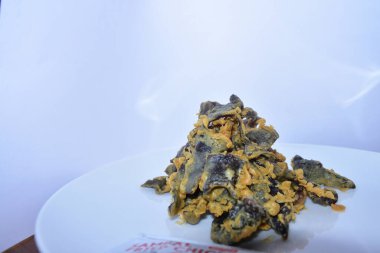 Abur cubur, A auricula-judae mantarı. 