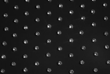 intersecting lines of diamond