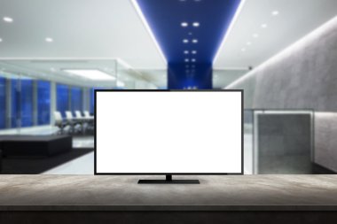 Resepsiyon için sahte sunum kadar dağ doğa arka plan ile izole tv